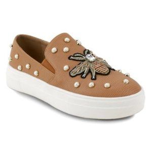 Olivia Miller Queen Bee Slip-on Sneakers 8M
